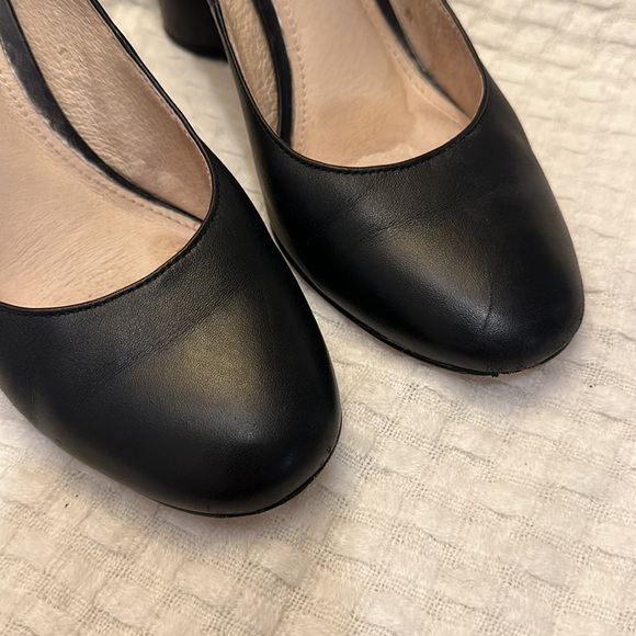 Louise et Cie Pumps - Picture 2 of 4